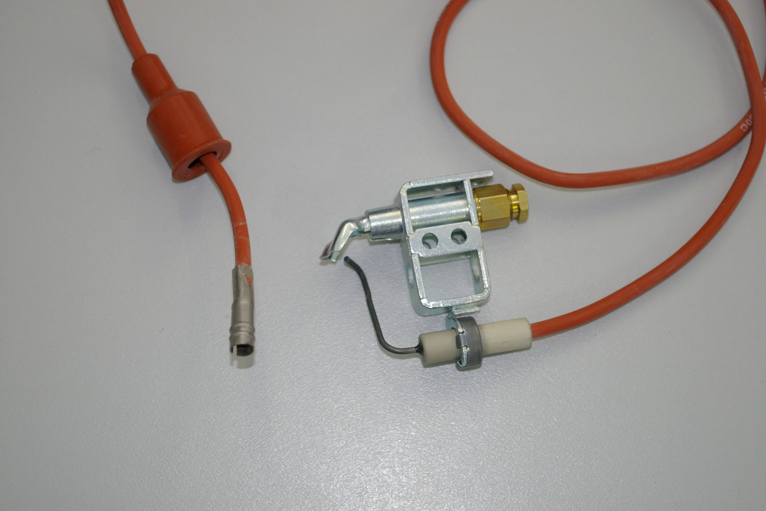 Baso J992DKW-7721 Pilot Incl Lead & Plug